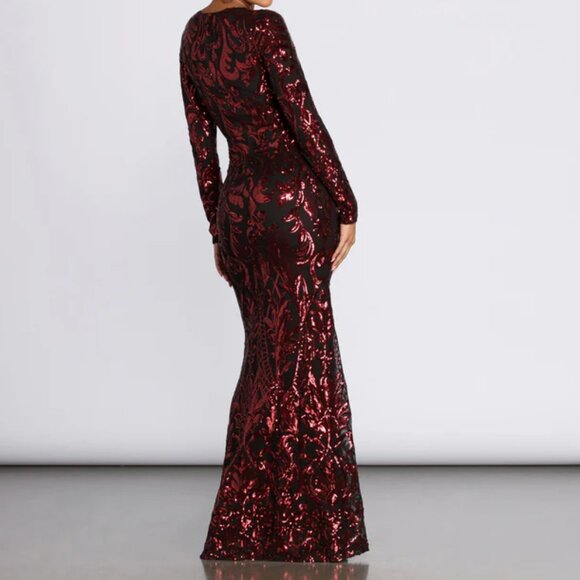 NWT - Windsor - Long Sleeve Red and Black Scroll Maxi Dress - Size Medium - Picture 2 of 6